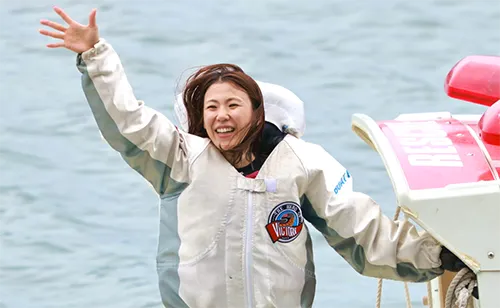 第３９回レディースチャンピオン　競艇　 ボートレース　 予想　 優勝　PG1　賞金　出場選手　ドリーム戦　優勝賞金　2025　歴代優勝者　ドリーム戦　浜名湖競艇場　ボートレース浜名湖　予想　買い目　的中　万舟　コロガシ　公開　鎌倉涼