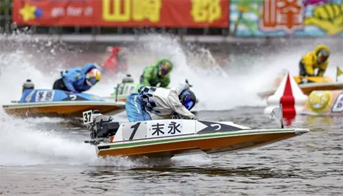 末永和也　すえながかずや　佐賀支部　124期　唐津競艇場　ボートレースからつ　競艇　選手　ボートレーサー　ボートレース　A1級　男子